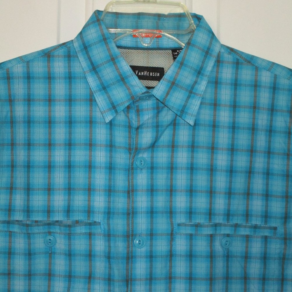 Van Heusen Traveler Mens S/S Aqua Blue Plaid Casual Shirt - Size Small